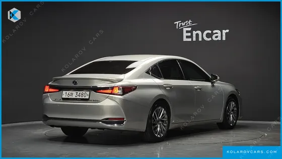 LEXUS ES EXECUTIVE