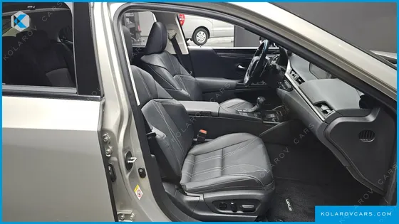 LEXUS ES EXECUTIVE