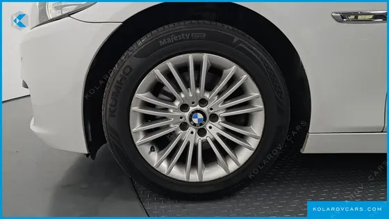 BMW 5 SERIES 520D