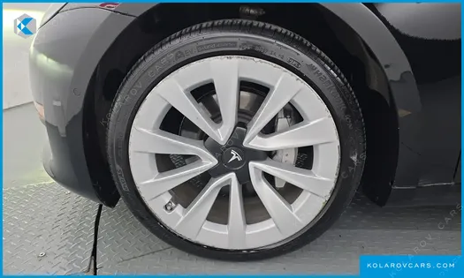 TESLA MODEL 3 LONG RANGE AWD