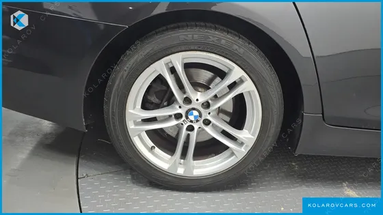 BMW 5 SERIES 528I
