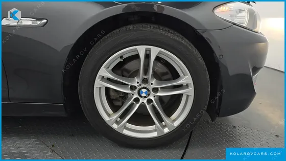 BMW 5 SERIES 528I