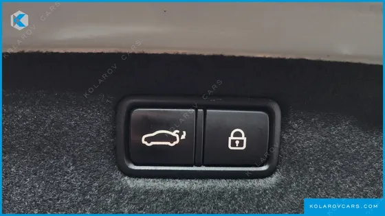 GENESIS G70 2.0T AWD