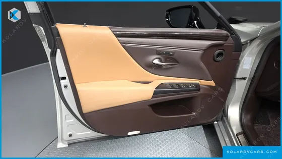 LEXUS ES LUXURY PLUS