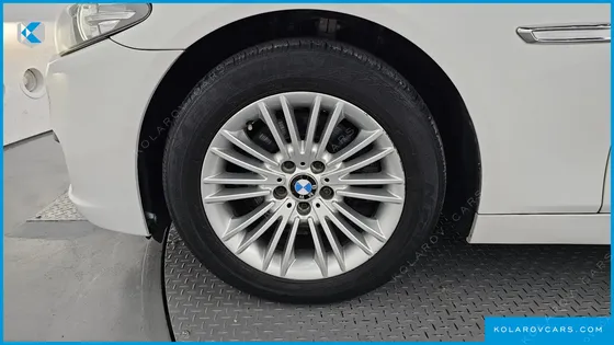 BMW 5 SERIES 520D