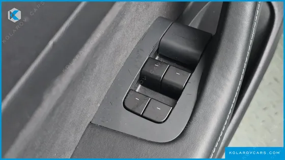 TESLA MODEL 3 STANDARD RANGE PLUE RWD