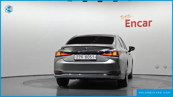 LEXUS ES EXECUTIVE