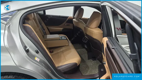 LEXUS ES EXECUTIVE