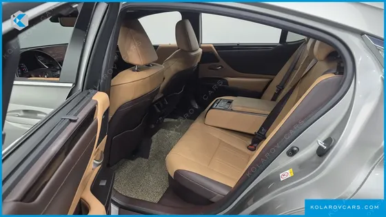 LEXUS ES EXECUTIVE