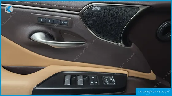 LEXUS ES EXECUTIVE