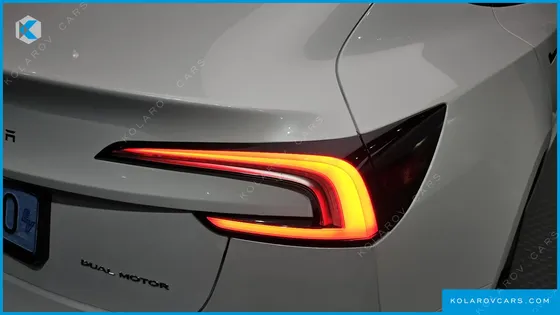 TESLA MODEL 3 LONG RANGE AWD