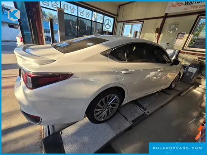 LEXUS ES EXECUTIVE