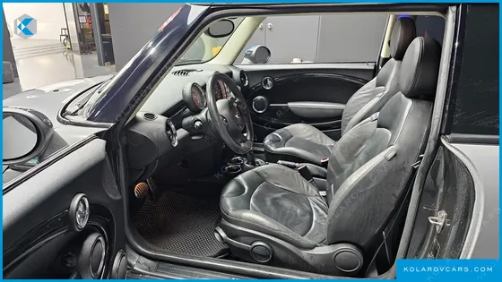 MINI COOPER BAYSWATER
