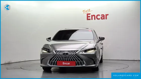 LEXUS ES EXECUTIVE