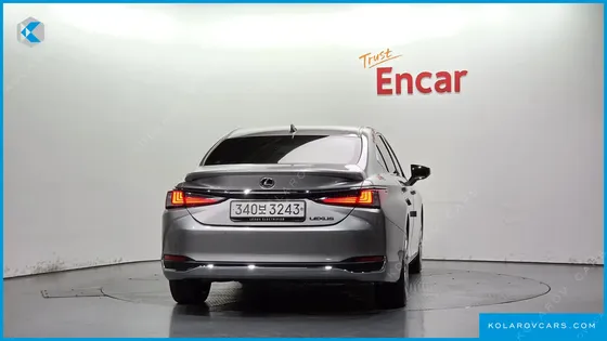 LEXUS ES EXECUTIVE