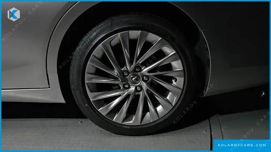 LEXUS ES EXECUTIVE
