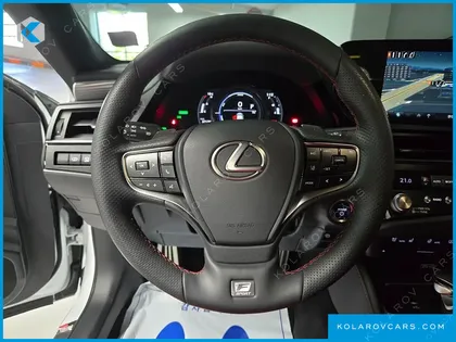 LEXUS ES F-SPORT