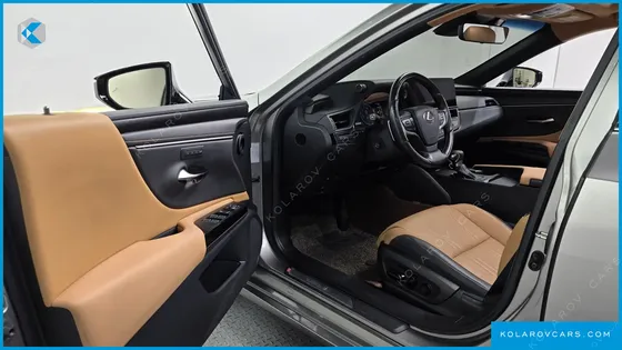 LEXUS ES LUXURY PLUS