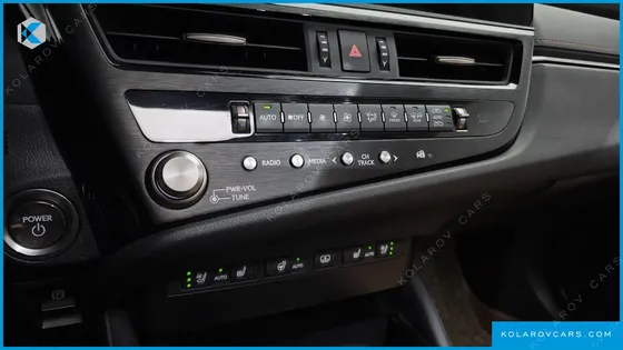 LEXUS ES LUXURY PLUS
