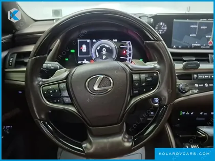 LEXUS ES LUXURY PLUS