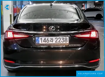 LEXUS ES EXECUTIVE