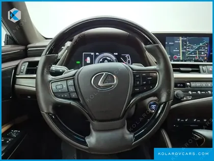 LEXUS ES EXECUTIVE