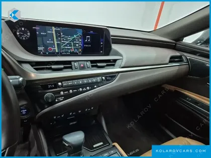 LEXUS ES EXECUTIVE