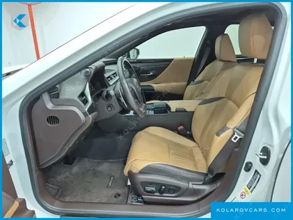 LEXUS ES EXECUTIVE