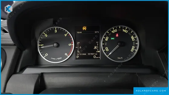LAND ROVER DISCOVERY 3.0 SDV6 HSE