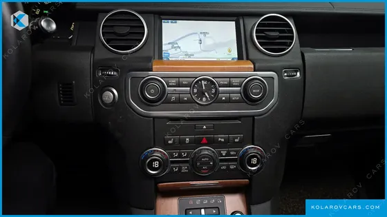 LAND ROVER DISCOVERY 3.0 SDV6 HSE