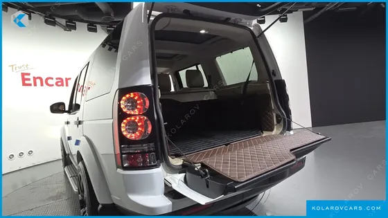 LAND ROVER DISCOVERY 3.0 SDV6 SE