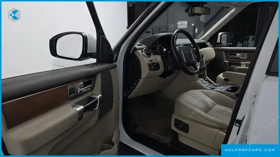 LAND ROVER DISCOVERY 3.0 SDV6 HSE