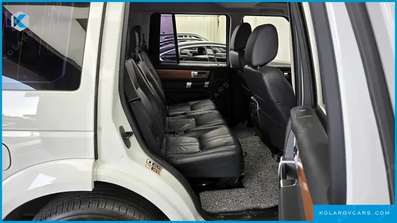 LAND ROVER DISCOVERY 3.0 SDV6 SE