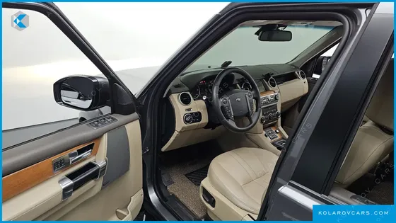 LAND ROVER DISCOVERY 3.0 SDV6 SE