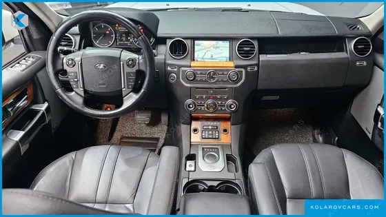 LAND ROVER DISCOVERY 3.0 SDV6 HSE