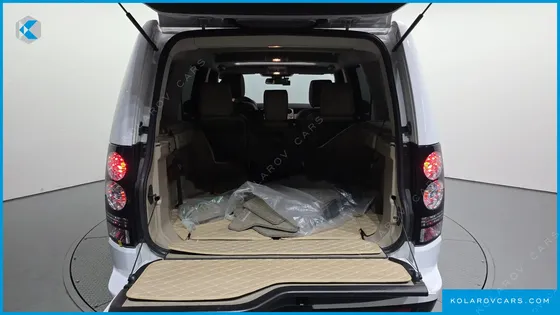 LAND ROVER DISCOVERY 3.0 SDV6 SE