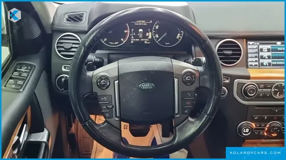 LAND ROVER DISCOVERY 3.0 SDV6 HSE