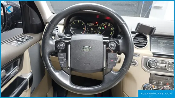 LAND ROVER DISCOVERY 3.0 SDV6 HSE
