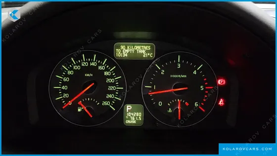 VOLVO C30 D4