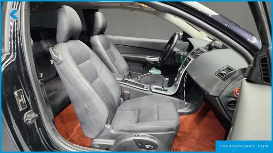 VOLVO C30 D4