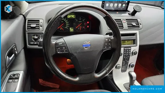 VOLVO C30 D4