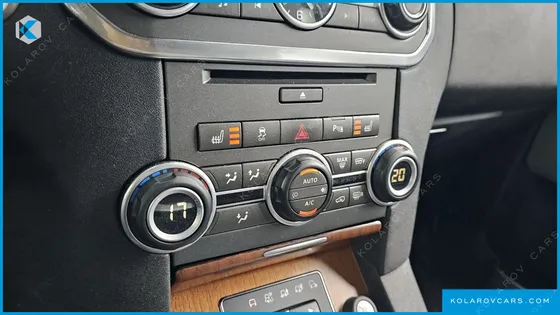 LAND ROVER DISCOVERY 3.0 SDV6 SE