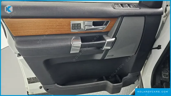 LAND ROVER DISCOVERY 3.0 SDV6 SE