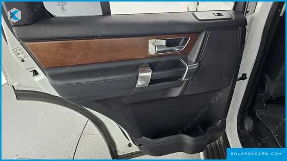 LAND ROVER DISCOVERY 3.0 SDV6 SE