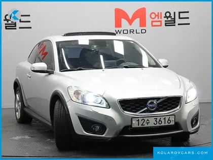 VOLVO C30 D4