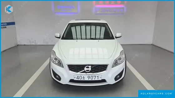 VOLVO C30 D4