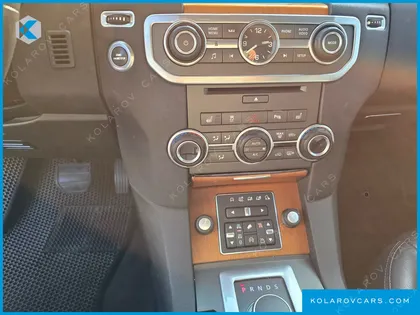 LAND ROVER DISCOVERY 3.0 SDV6 SE