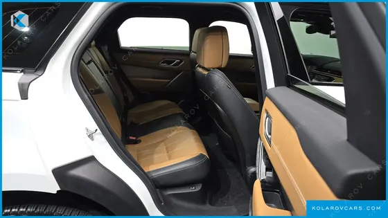LAND ROVER RANGE ROVER VELAR 3.0 D300 R-DYNAMIC HSE