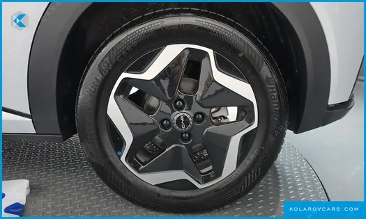 BYD DOLPHIN BASE