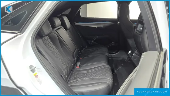 BYD SEALION 7 BASE
